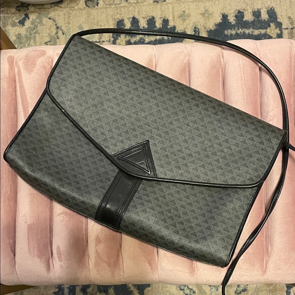 Liz Claiborne Black Geometric Shoulder Bag